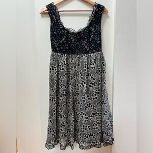 Anna Sui for Anthropologie feminine, empire-waist dress in silk crepe. Size 10.